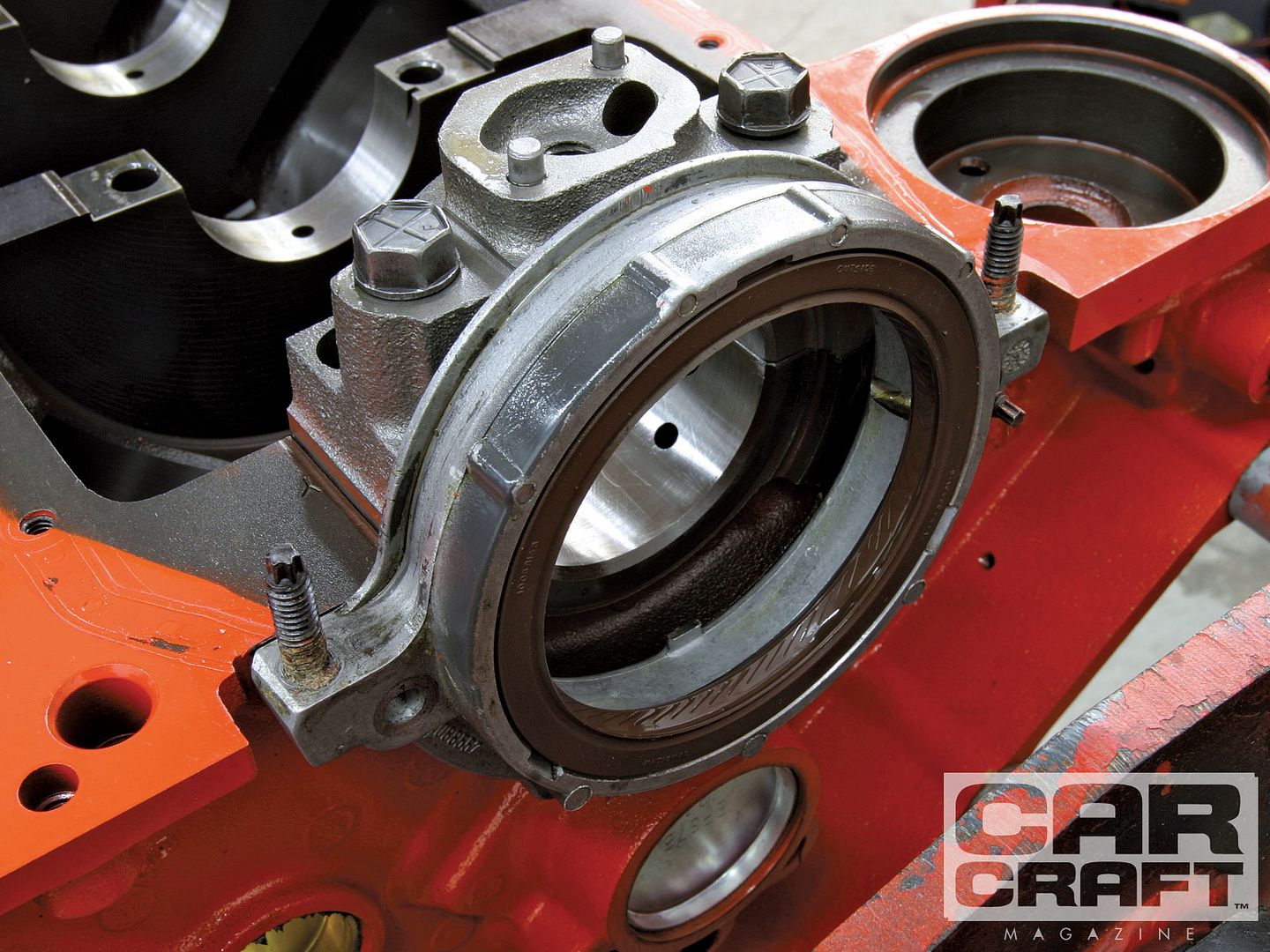 1 piece or 2 piece rear main seal Team Camaro Tech